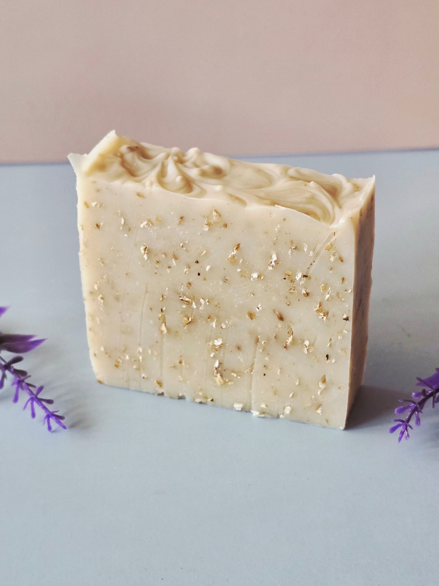 Jabón Saponificado de Caléndula, Avena, Coco y Almendras / Calendula, Oat, Coconut & Almond Soap